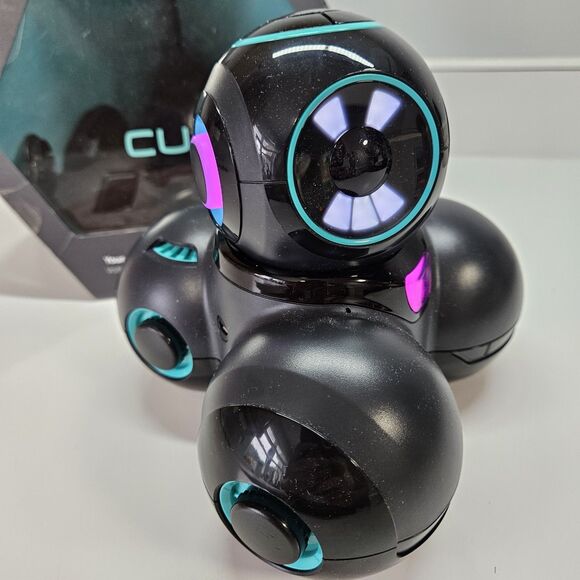 Wonder Workshop Cue the CleverBot Coding Robot Model QU01 Original Box TESTED - Picture 2 of 5